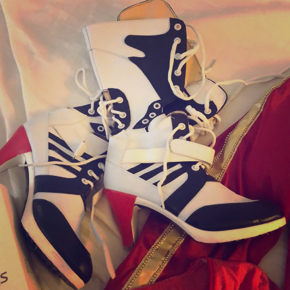 Harley Quinn Boots